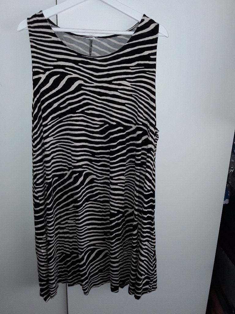 H&M Zwart/Beige Jurk Met Zebra Print Maat XL, H&M, Zwart, Maat 46/48 (XL) of groter, Ophalen of Verzenden