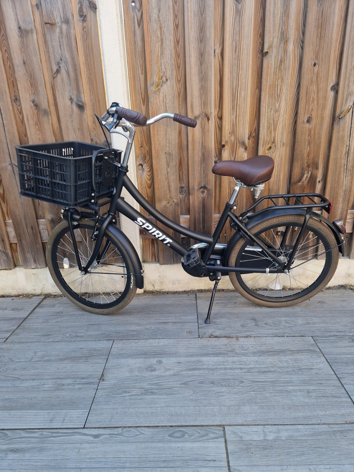 Spirit 24 inch meisjesfiets met mandje, Fietsen en Brommers, Fietsen | Meisjes, Ophalen of Verzenden, Zo goed als nieuw, 24 inch