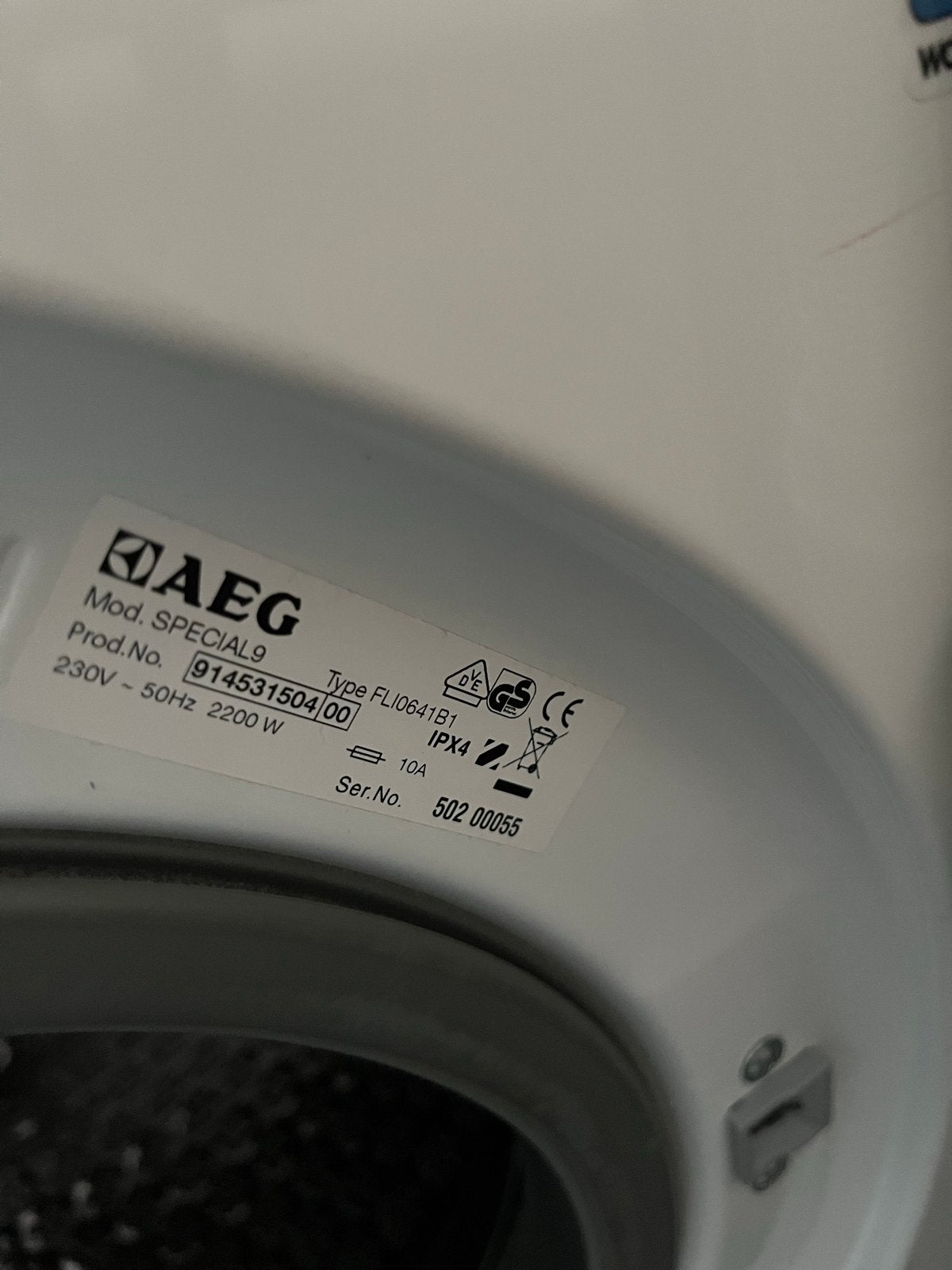 AEG Lavamat Protex Plus Wasmachine 9kg, Witgoed en Apparatuur, Wasmachines, Ophalen, 1200 tot 1600 toeren, Gebruikt, 8 tot 10 kg