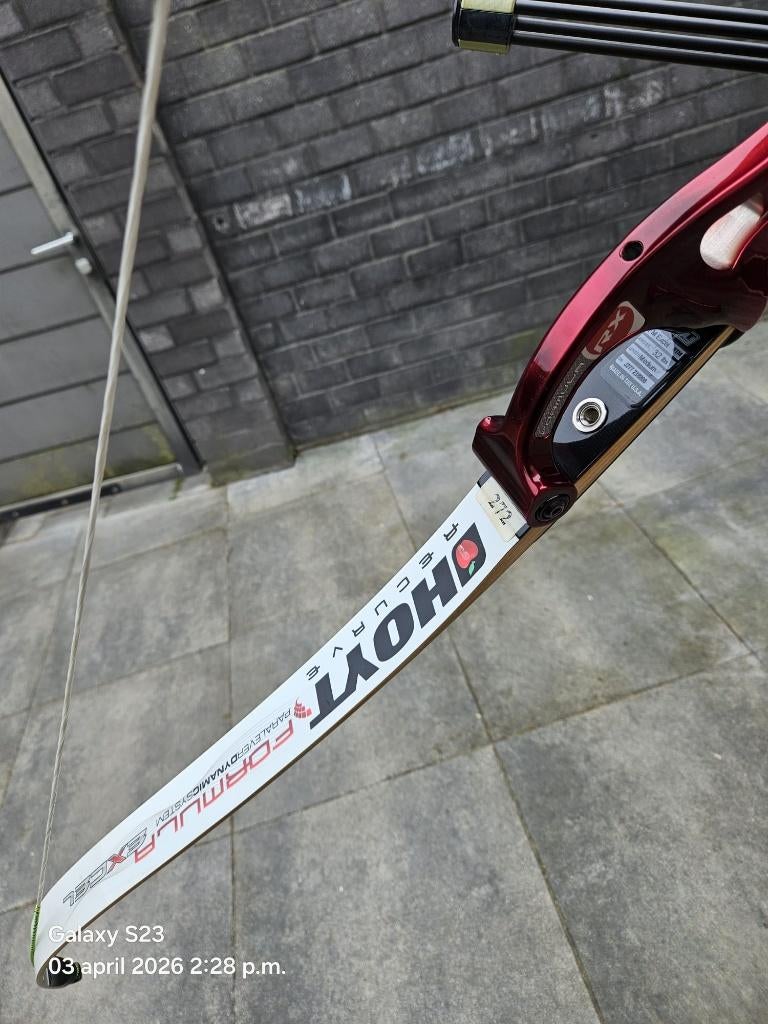 Complete Hoyt Recurve Boog [Linkshandig], Sport en Fitness, Handboogschieten, Zo goed als nieuw, Recurveboog, Ophalen