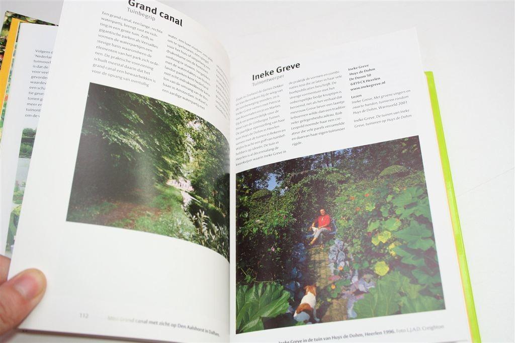 Het Tuinboek Nederland — Gids voor de Mooiste Tuinen, Boeken, Ophalen of Verzenden, Zo goed als nieuw, Tuinontwerpen