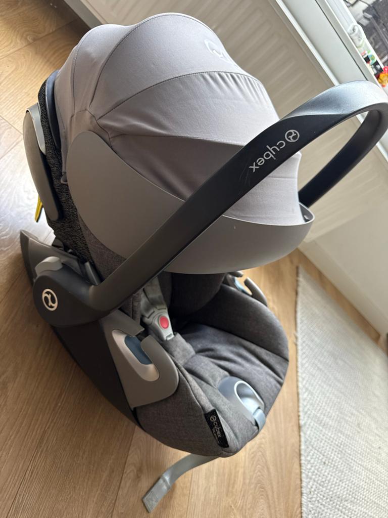 Cybex Cloud T i-Size Plus Platinum autostoel - ZGAN, Overige merken, Verstelbare rugleuning, Ophalen of Verzenden, Zo goed als nieuw