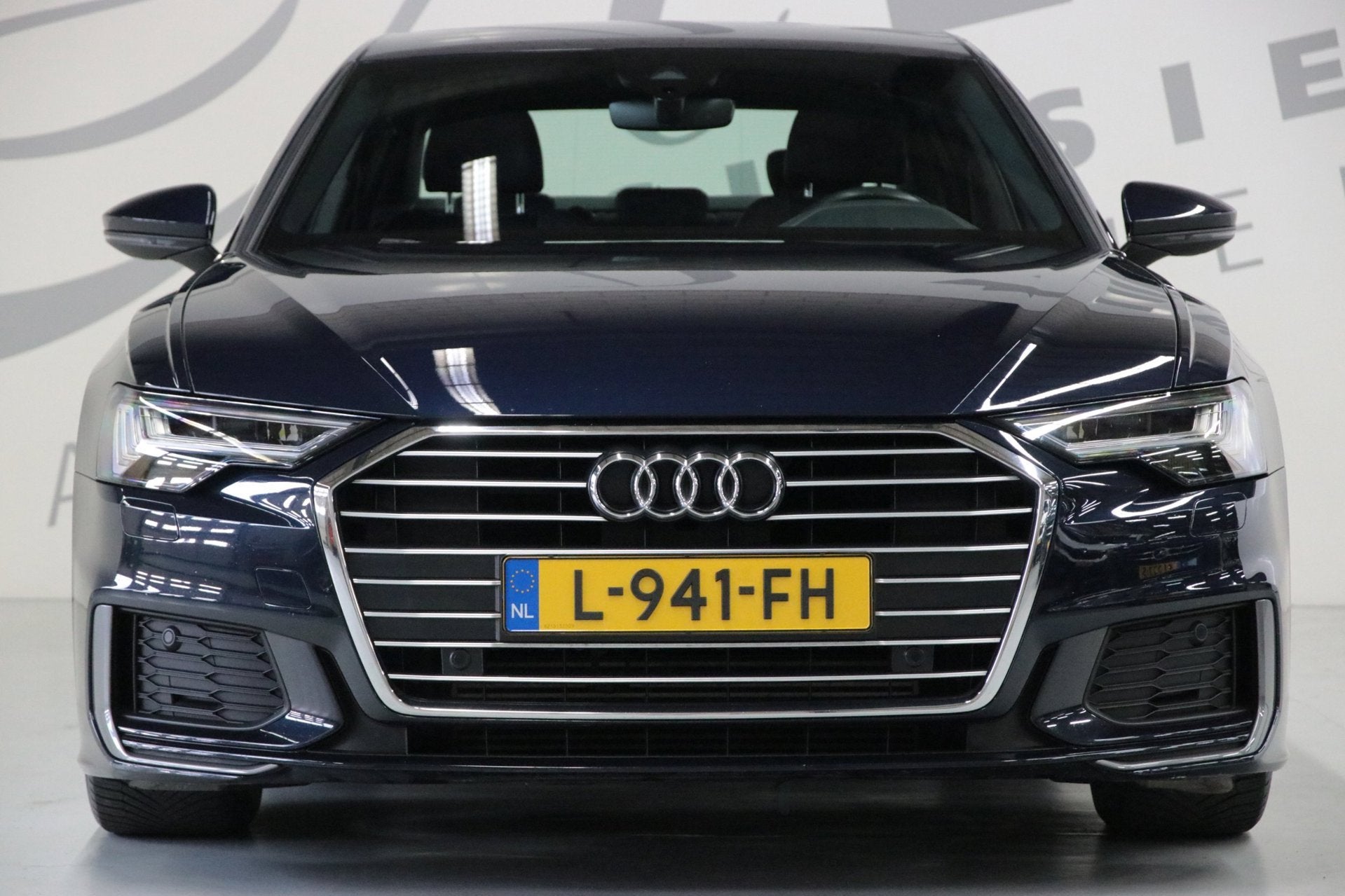 Audi A6 Limousine 40 TFSI S edition/ S-Line/ Trekhaak/ DAB, 15 km/l, 4 cilinders, Blauw, Leder en Stof
