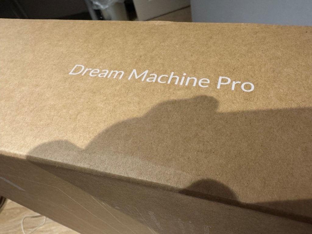 Nieuwe Ubiquiti Dream Machine Pro, Ophalen of Verzenden, Nieuw, Router, Ubiquiti UniFi