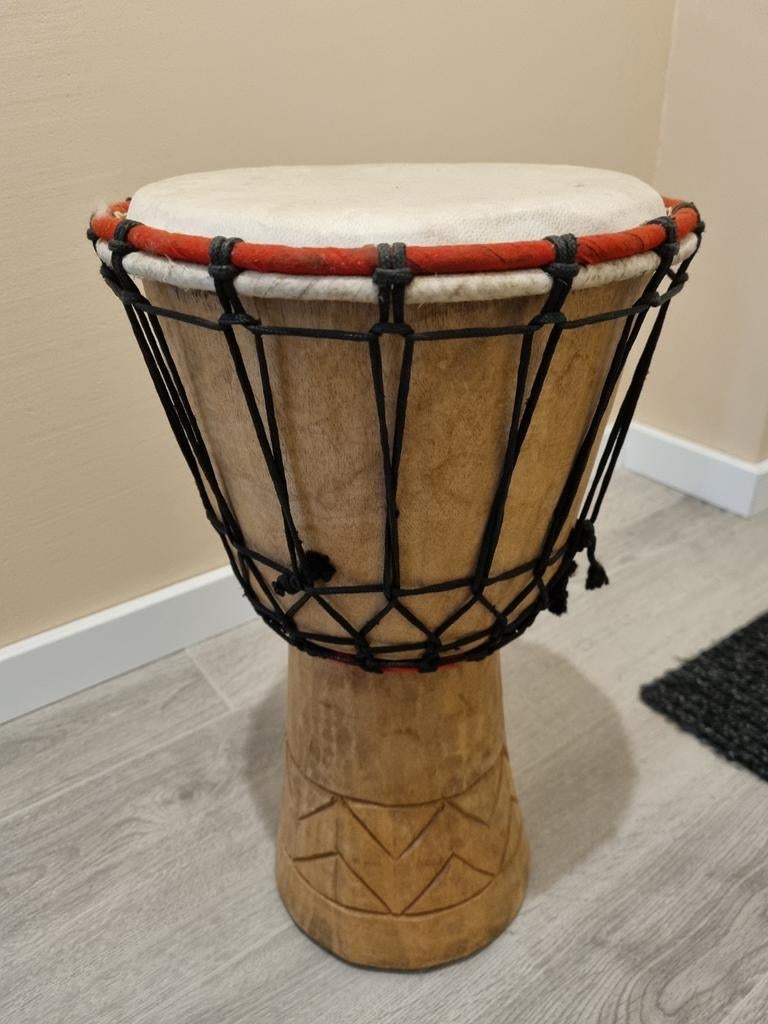 Djembe / Trommel 43cm Hoog, Muziek en Instrumenten, Ophalen, Zo goed als nieuw, Trommel