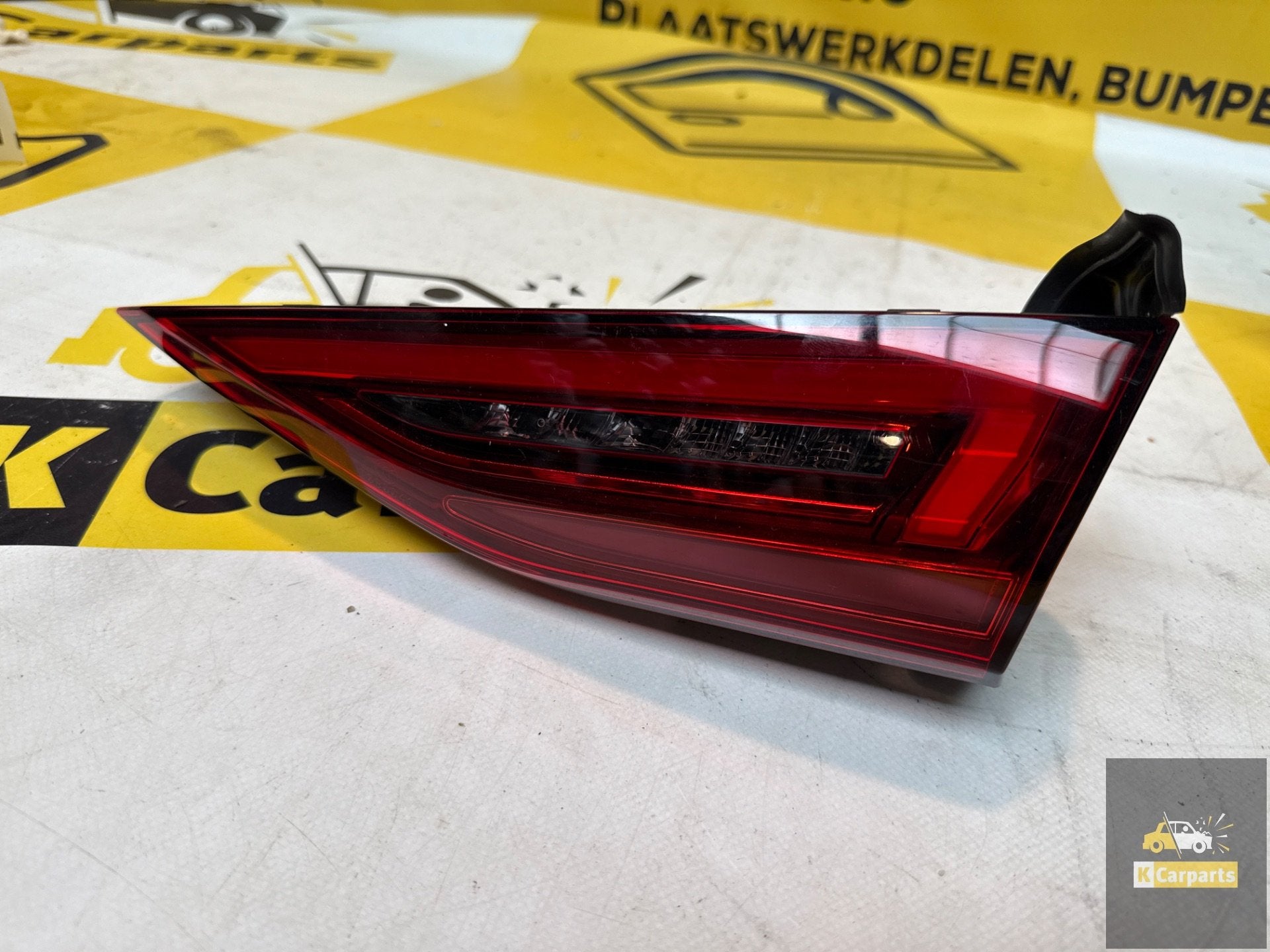 Audi A3 RS3 S3 8Y Led Achterlicht Klep Rechts 8Y0945308, Info@fabrikant.eu, Fabrikantstraat 1
1000 AA  Amsterdam, NL, Fabrikant BV