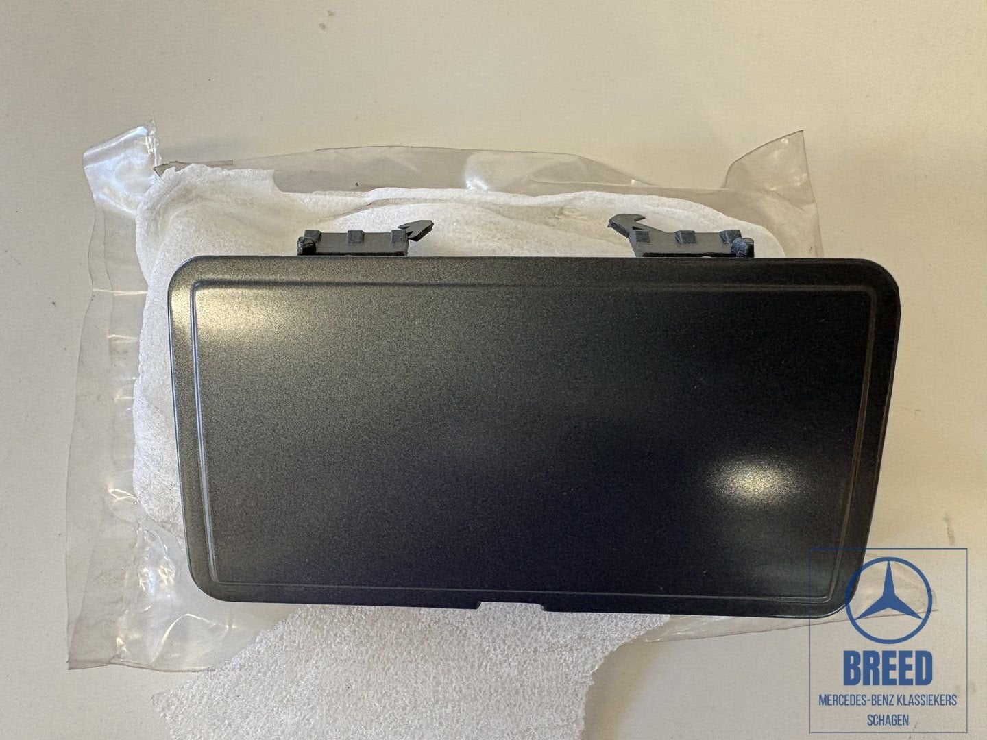 NOS afdekkap sleepoog achter voor Mercedes-Benz W163 M-Klass, -, Nieuw, Ophalen of Verzenden, -
