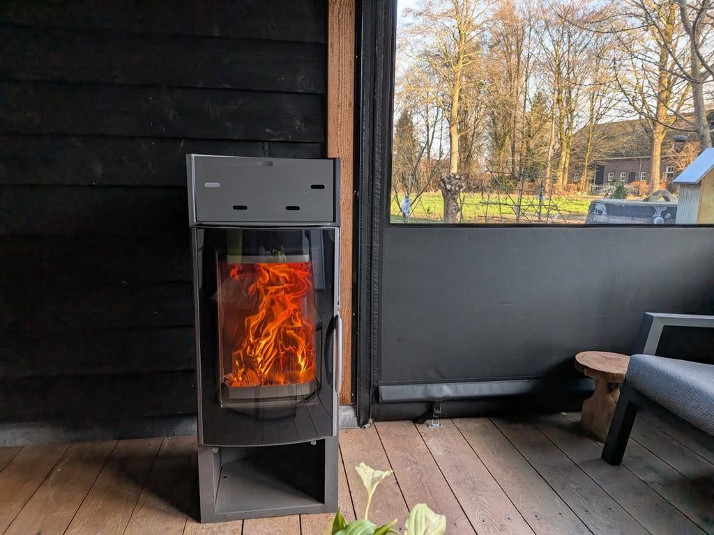 Moderne kachel met glazen deur, Ophalen, Vrijstaand, Hout, Nieuw