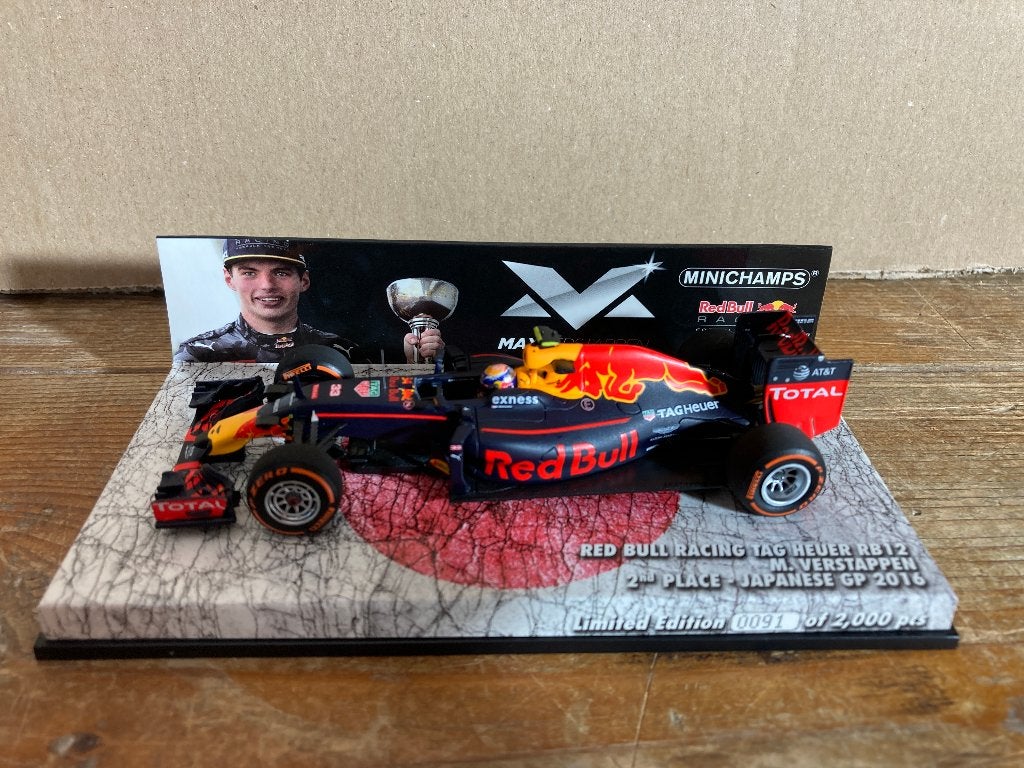 Max Verstappen editie 13 1:43 2nd Place Japanse GP 2016, Ophalen of Verzenden, Nieuw, Formule 1