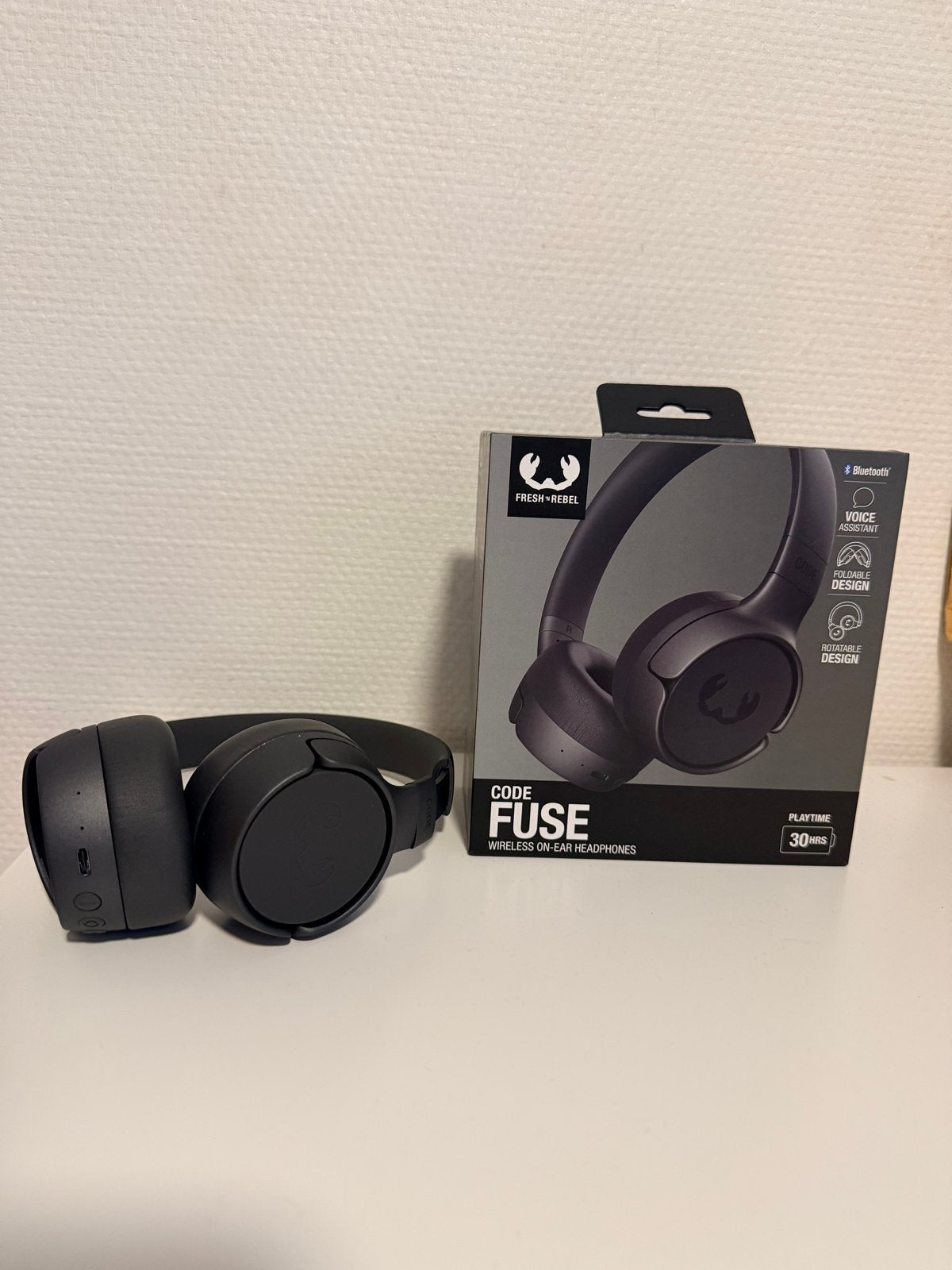 Fresh 'n Rebel Code Fuse Draadloze On-Ear Koptelefoon Zwart, Ophalen, Fresh 'n Rebel, Bluetooth, On-ear