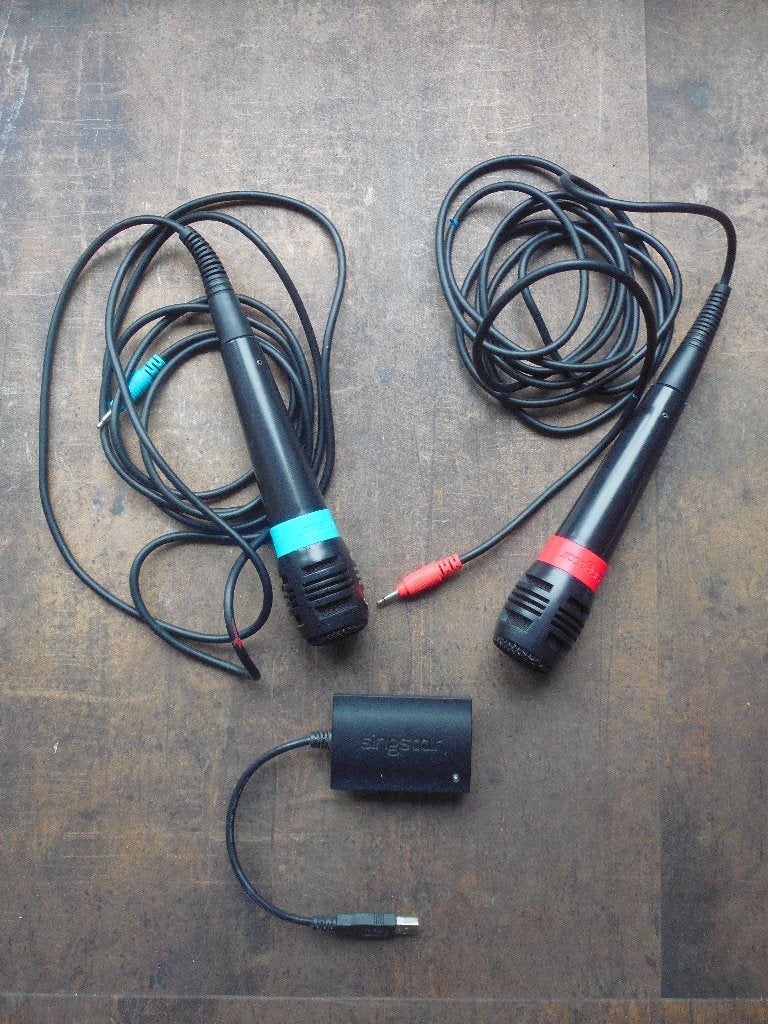 SingStar Micro Set voor PS3 (zie foto's) IV, Spelcomputers en Games, Muziek, Gebruikt, 2 spelers, Ophalen of Verzenden