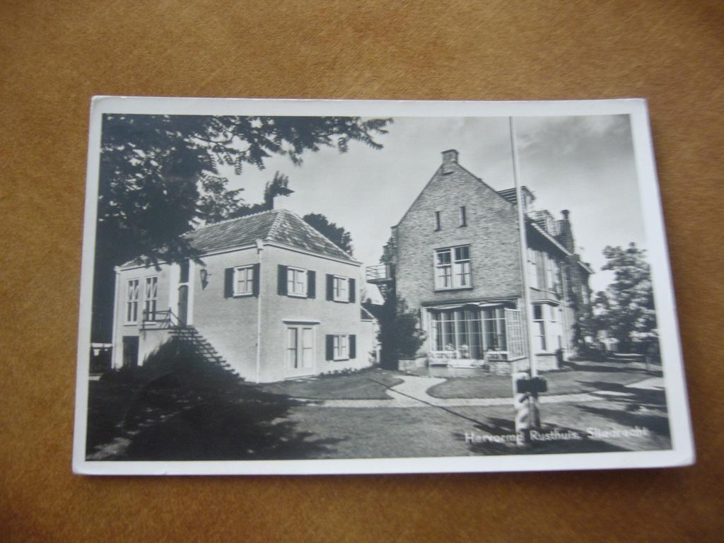 SLIEDRECHT  = HERVORMD RUSTHUIS, Verzamelen, Ansichtkaarten | Nederland, Ophalen of Verzenden, 1940 tot 1960, Gelopen
