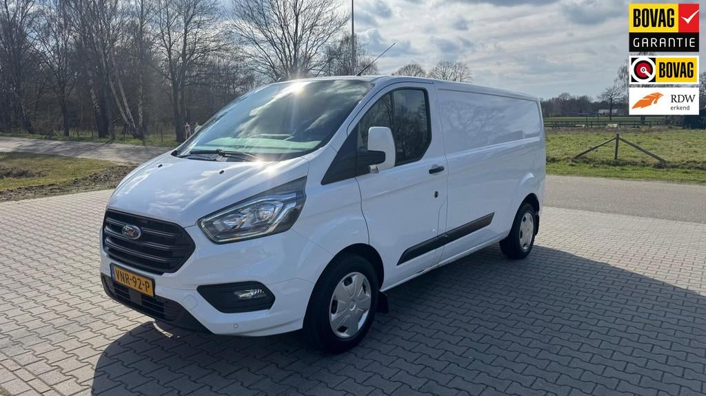 Ford Transit Custom 320 2.0 TDCI L2H2 Trend, Auto's, Stof, 4 cilinders, 14 km/l, Bedrijf