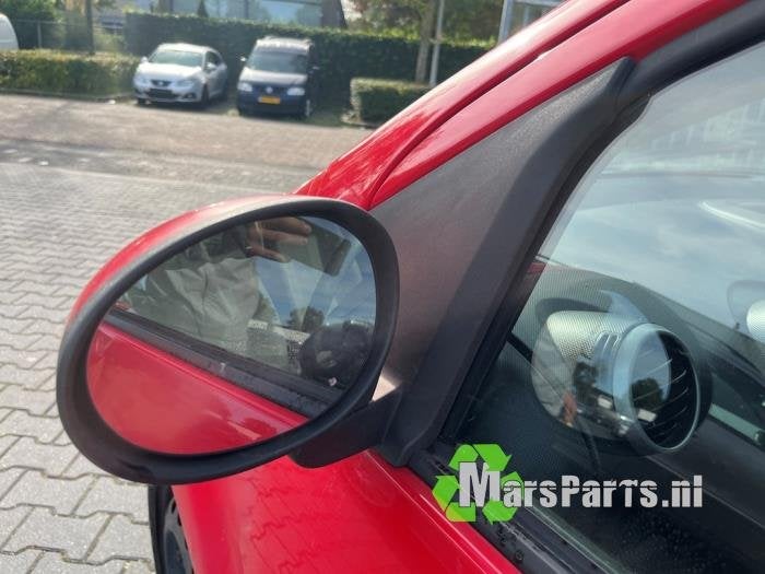 Buitenspiegel links van een Peugeot 107, Gebruikt, -, -, Ophalen of Verzenden