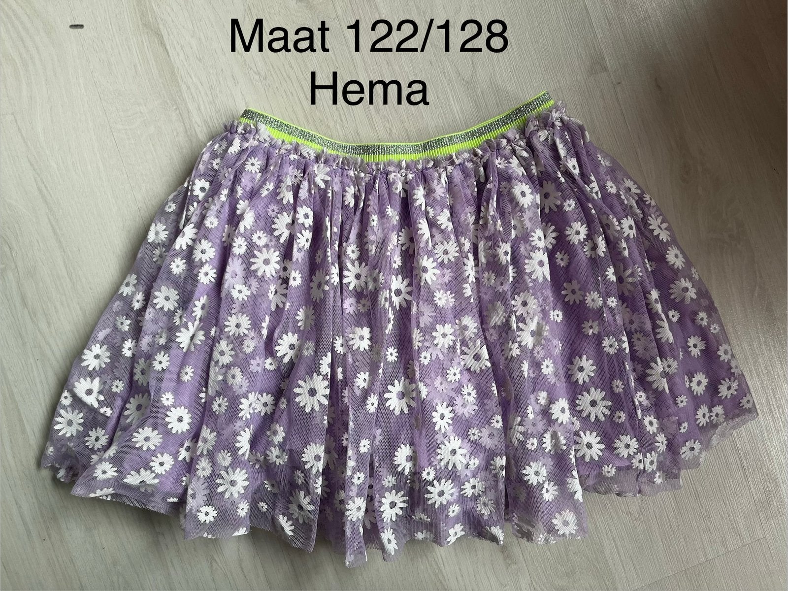 Lila rokje met bloemetjes en tule, maat 122/128, merk: Hema, Ophalen of Verzenden, Gebruikt, Meisje, Jurk of Rok