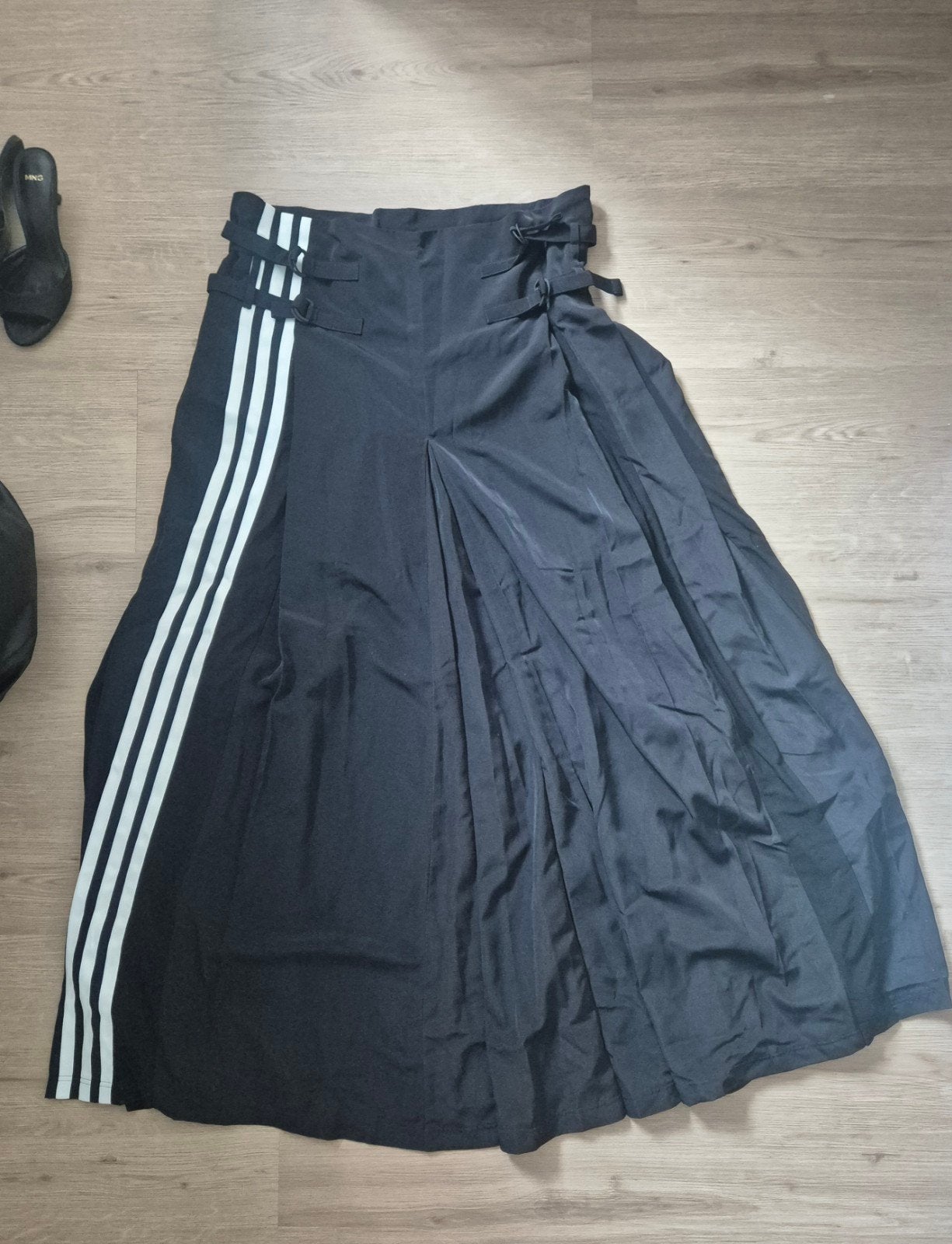 Y-3 Adidas Yohji Yamamoto Lange Rok Zwart met Strepen, Adidas, Zwart, Nieuw, Ophalen of Verzenden