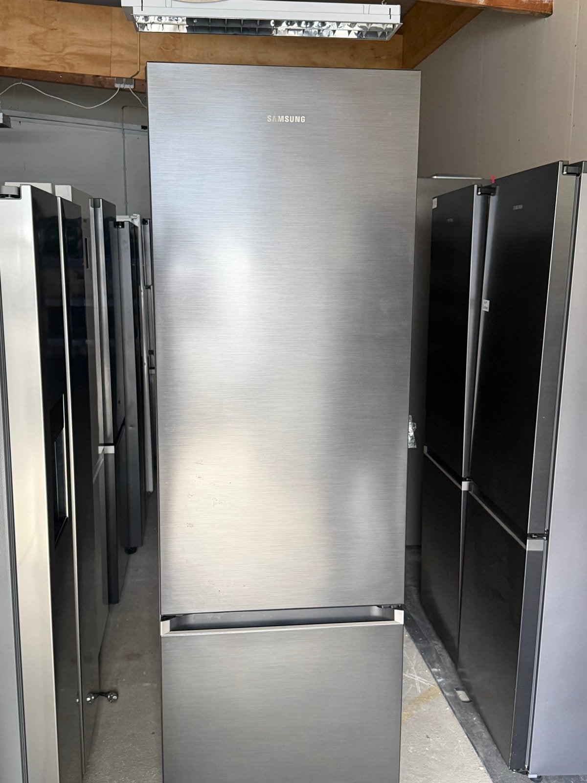 Samsung RB38C705CB1 Koel-vriescombinatie - Zo goed als nieuw, 200 liter of meer, 60 cm of meer, Met aparte vriezer, Zo goed als nieuw