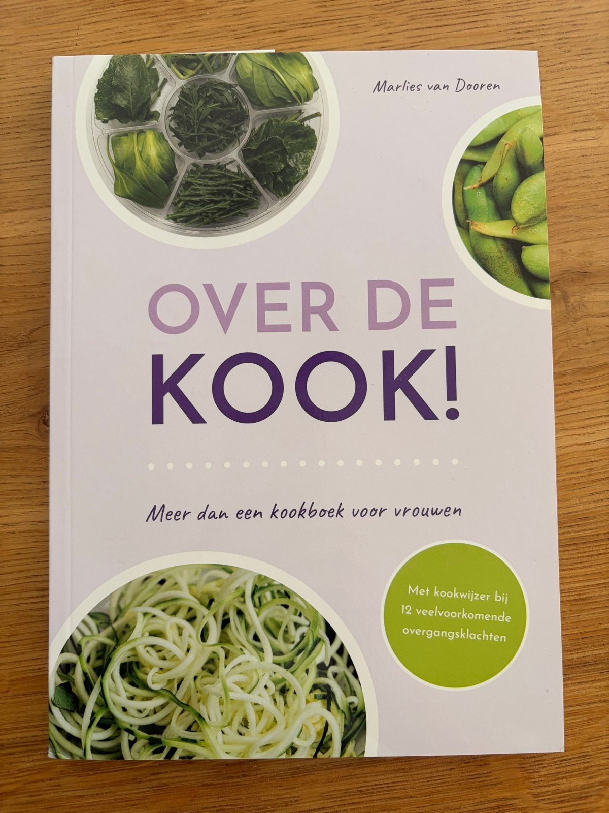 Over de Kook! Meer dan een kookboek voor vrouwen, Ophalen of Verzenden, Nieuw