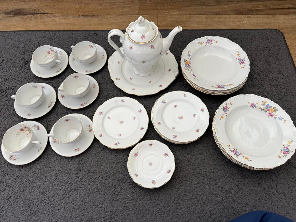 Vintage KAHLA-BAVARIA-CZECHOSLOVAKIA Porseleinen Servies, Antiek en Kunst, Antiek | Servies compleet, Ophalen of Verzenden