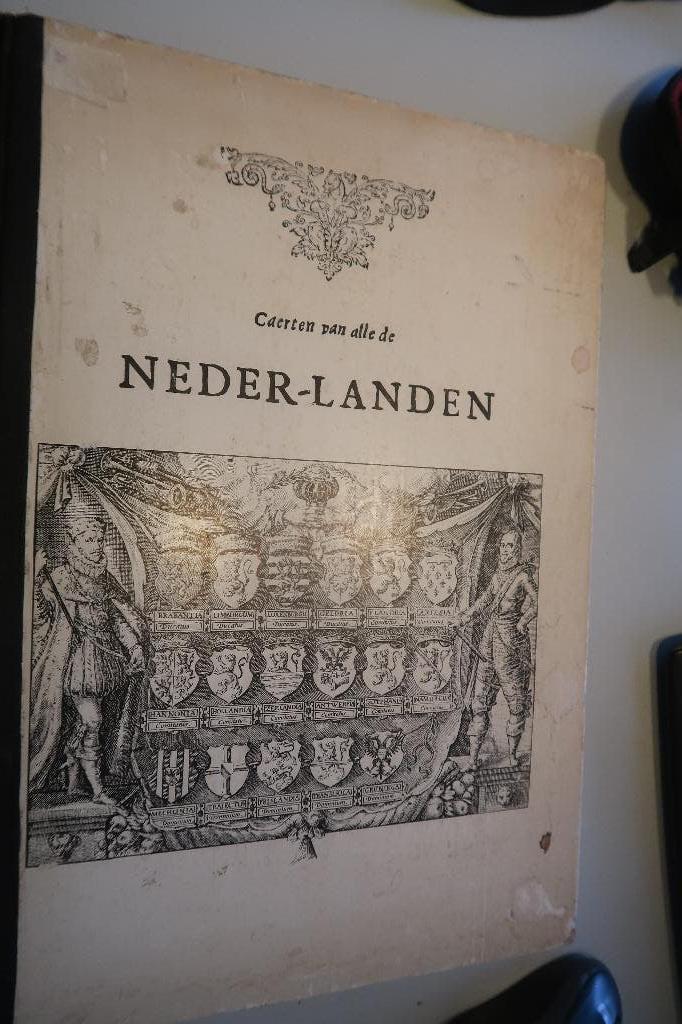 Caerten van alle de Neder=landen,1970 Lodovico Guicciardini, Gelezen, Lodovico Guicciardini, Ophalen of Verzenden, Landkaart