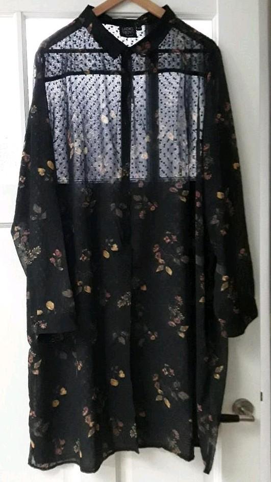 Te koop:Deels transparante blouse/tuniek van LADIES MT:50/52, Gedragen, Blouse of Tuniek, Zwart, Ladies Fashion