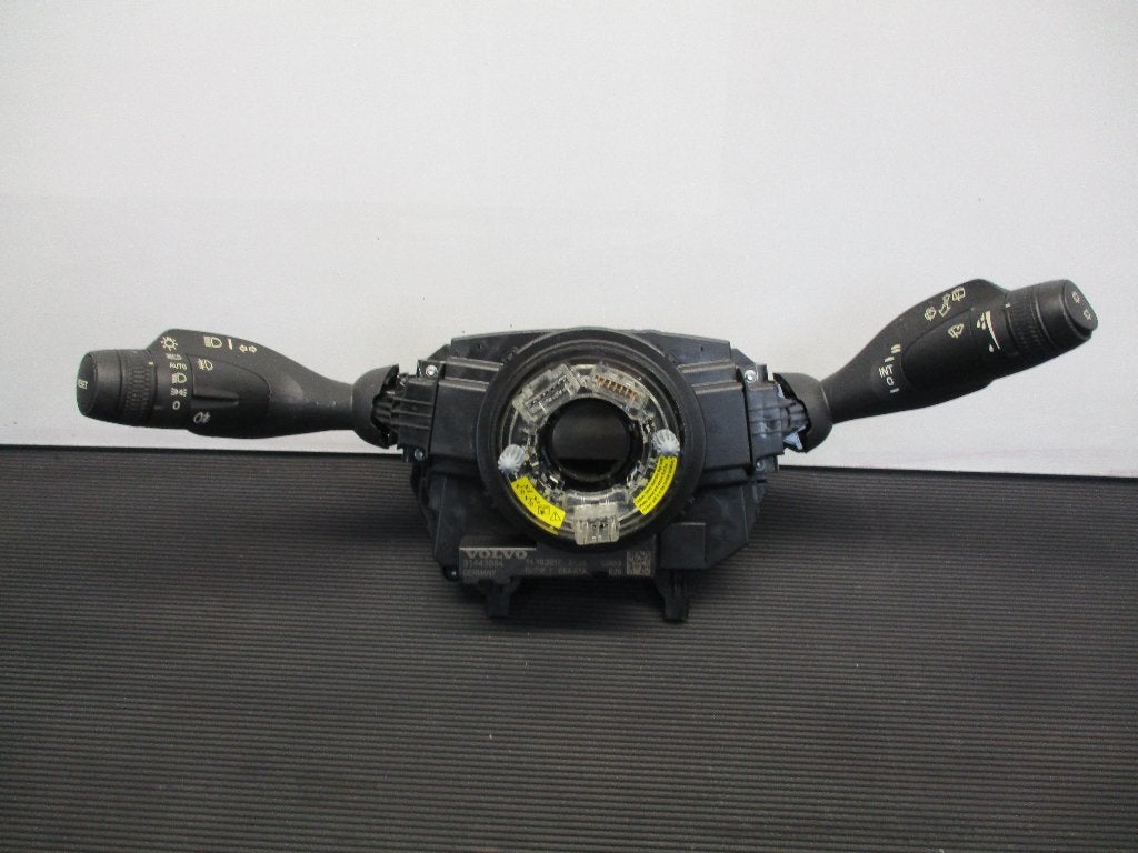 Volvo  R.A.W Schakelaar met airbag klokveer art. 31443884, Ophalen of Verzenden, Nieuw, Volvo