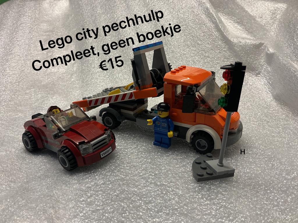 Lego city sleepwagen auto ambulance, Ophalen of Verzenden, Zo goed als nieuw