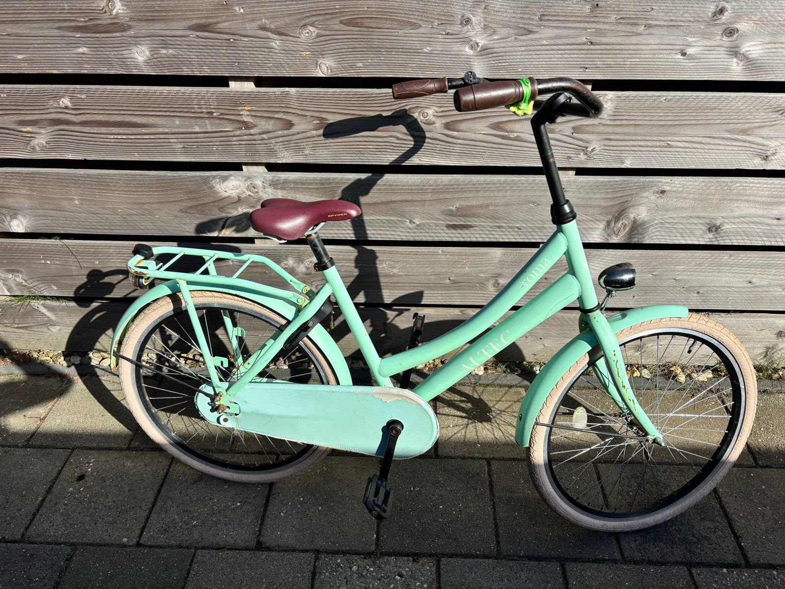 Stevige meisjesfiets 24 inch - Mintgroen, Ophalen, Gebruikt, Terugtraprem, 24 inch