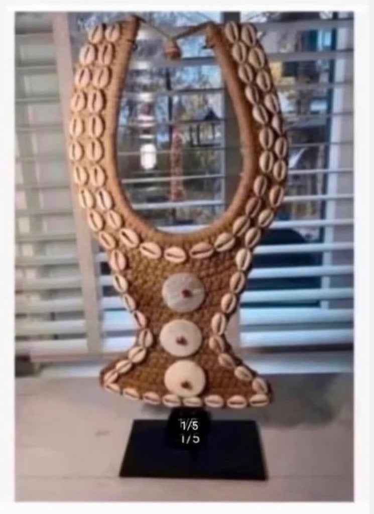 Bijzonder design schelp touw Papoea ketting metalen stand, Ophalen of Verzenden