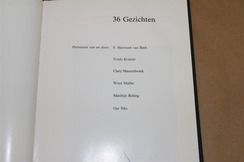 36 gezichten. Portretten. Galerie Wiek XX Groningen., Ophalen of Verzenden, Gelezen