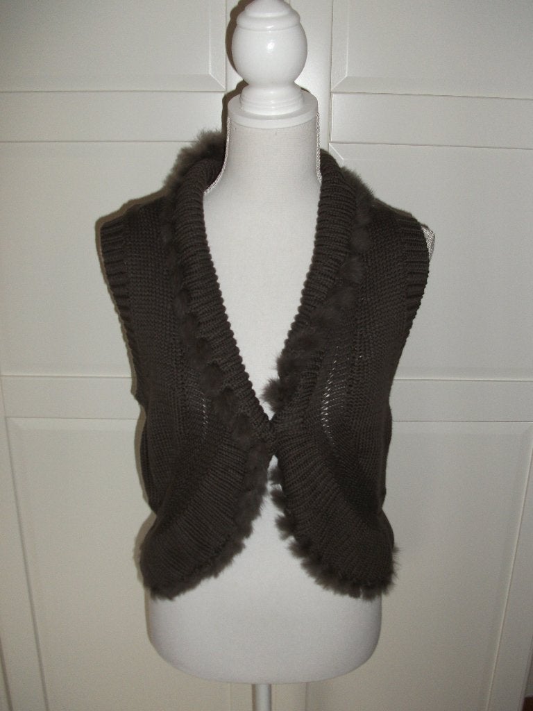 Jensen nieuw taupe bruin kort mouwloos fake fur vest, maat S, Jensen, Bruin, Nieuw, Ophalen of Verzenden