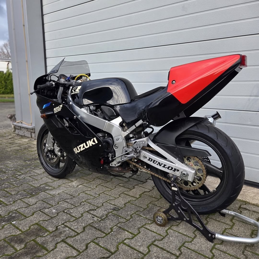 suzuki GSXR 400 RR SP, 400 cc, 4 cilinders, Super Sport, Meer dan 35 kW
