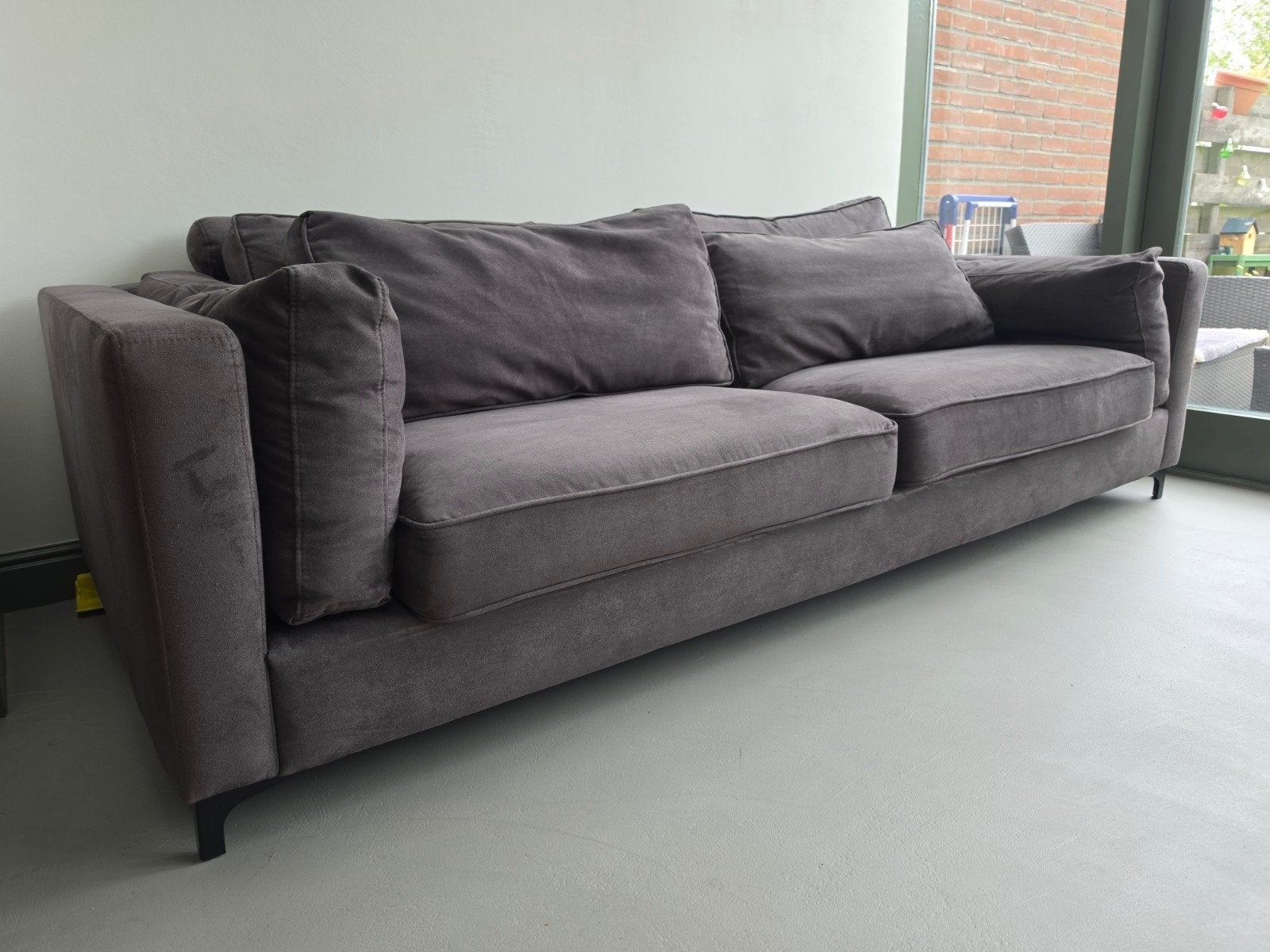 Urban Sofa donkergrijze bank | 250 cm | suède, 100 tot 125 cm, Driepersoons, Ophalen of Verzenden, Zo goed als nieuw