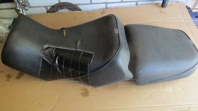 GEZOCHT : BMW motorzadels buddy met lederschade te Vianen., Verzenden, Gebruikt