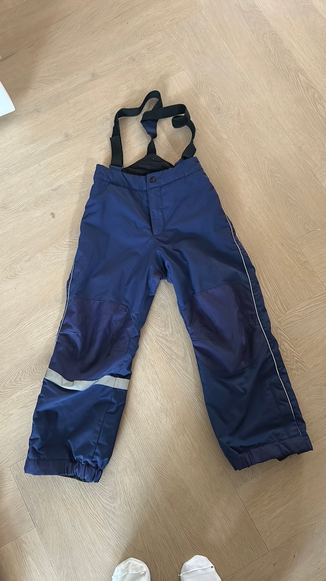 H&M gevoerde skibroek/winterbroek maat 134 (8-9 jaar), Kinderen en Baby's, Ophalen of Verzenden, Gebruikt, Jongen of Meisje, Broek