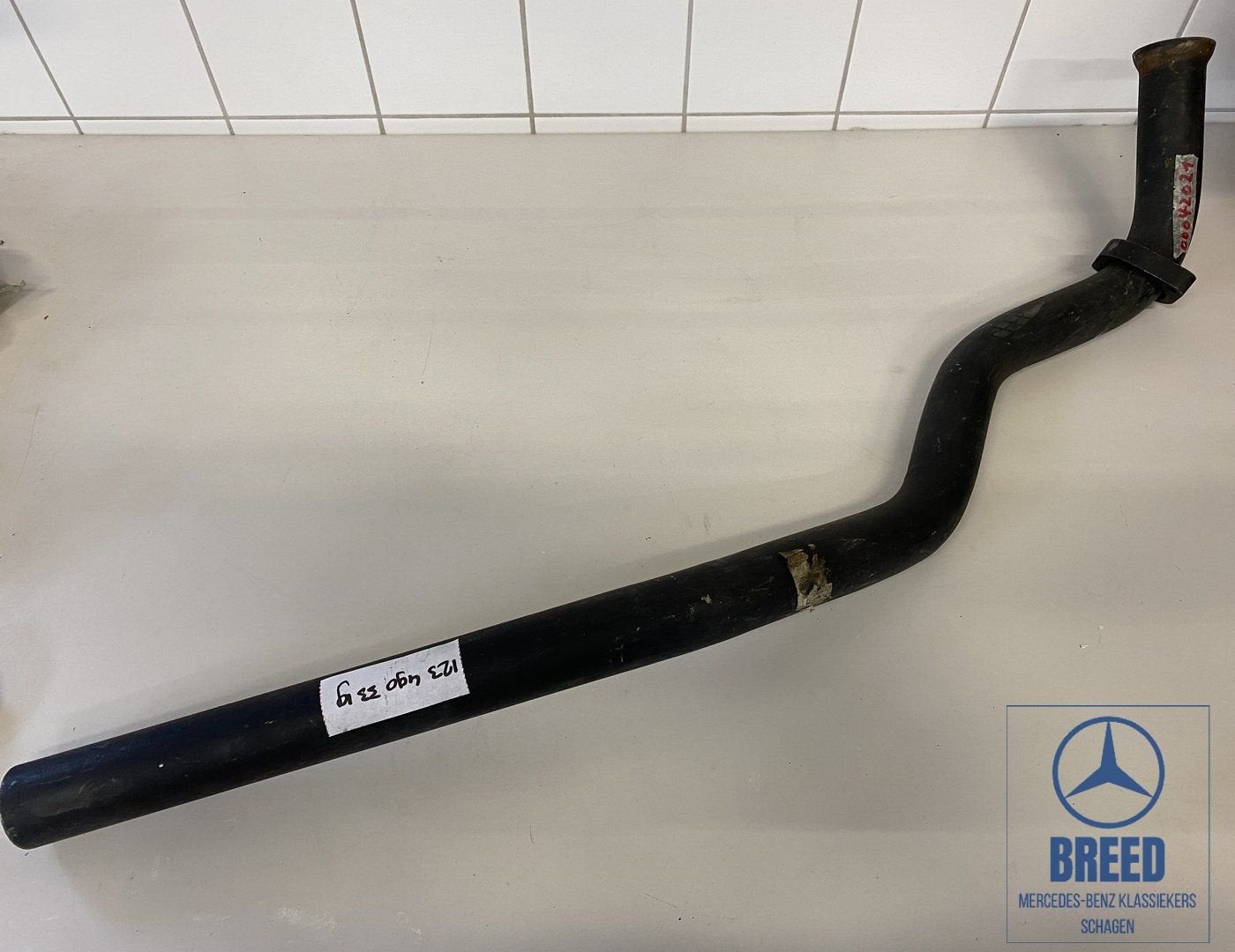 NOS voorpijp voor Mercedes-Benz W123 300D 300TD 300CD, -, Nieuw, Ophalen of Verzenden, -