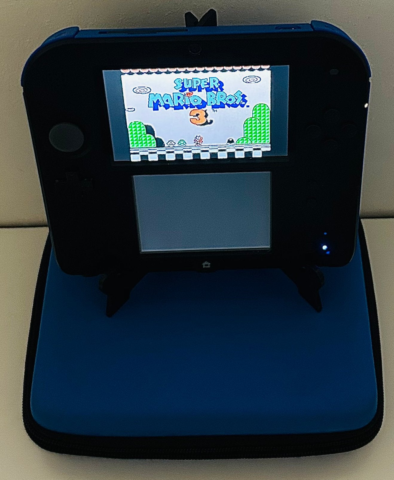 | Nintendo 2DS |, Spelcomputers en Games, Spelcomputers | Nintendo 2DS en 3DS, Gebruikt, 2DS, Blauw, Met games, Met beschermhoes of tas