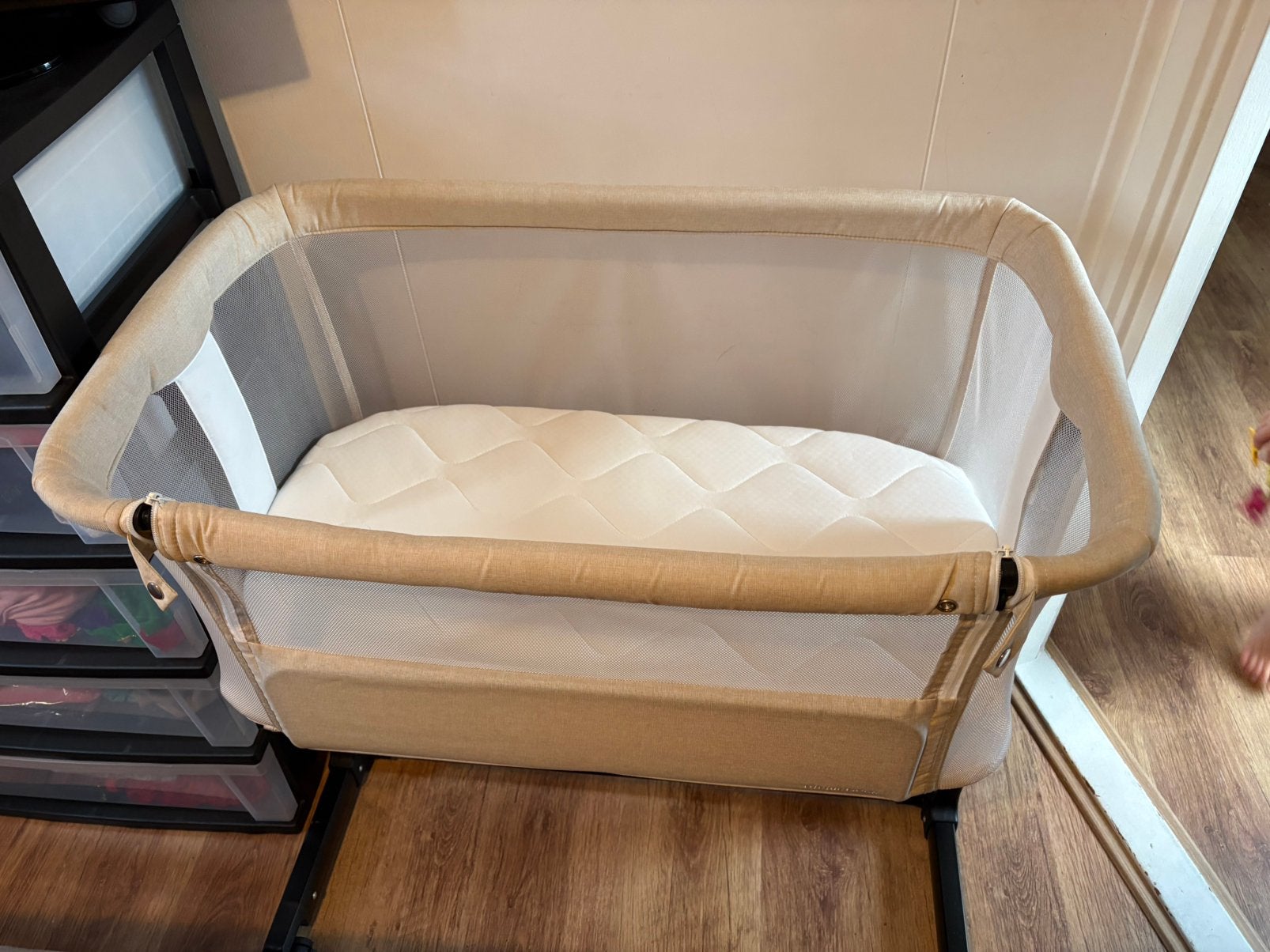 Mama Loes Co sleeper 3 maand gebruikt!, Kinderen en Baby's, Ophalen, Nieuw, Wieg