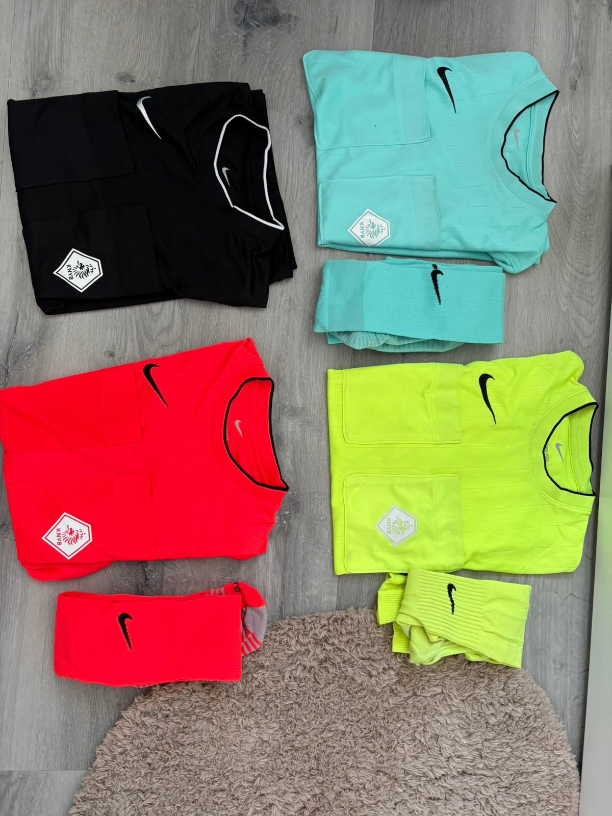 Nike scheidsrechterstenue (verschillende kleuren), Kleding | Dames, Sportkleding, Maat 38/40 (M), Zwart, Overige typen, Nieuw