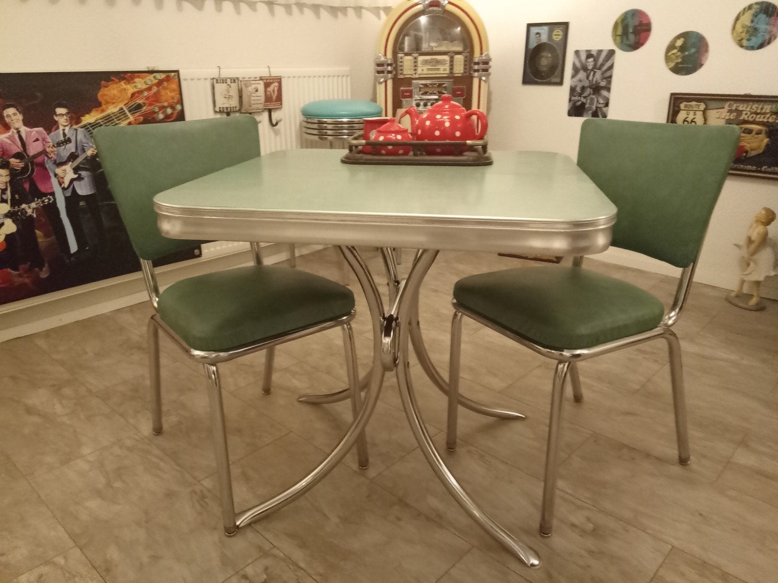 Amerikaanse stijl keukentafel met 2 stoelen., Ophalen, Gebruikt