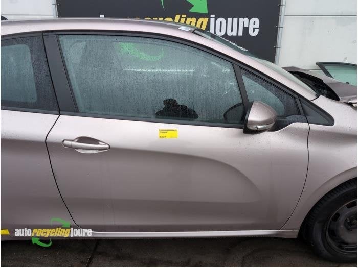 Portier 2Deurs rechts van een Peugeot 208 (KCK), Gebruikt, -, Deur, -