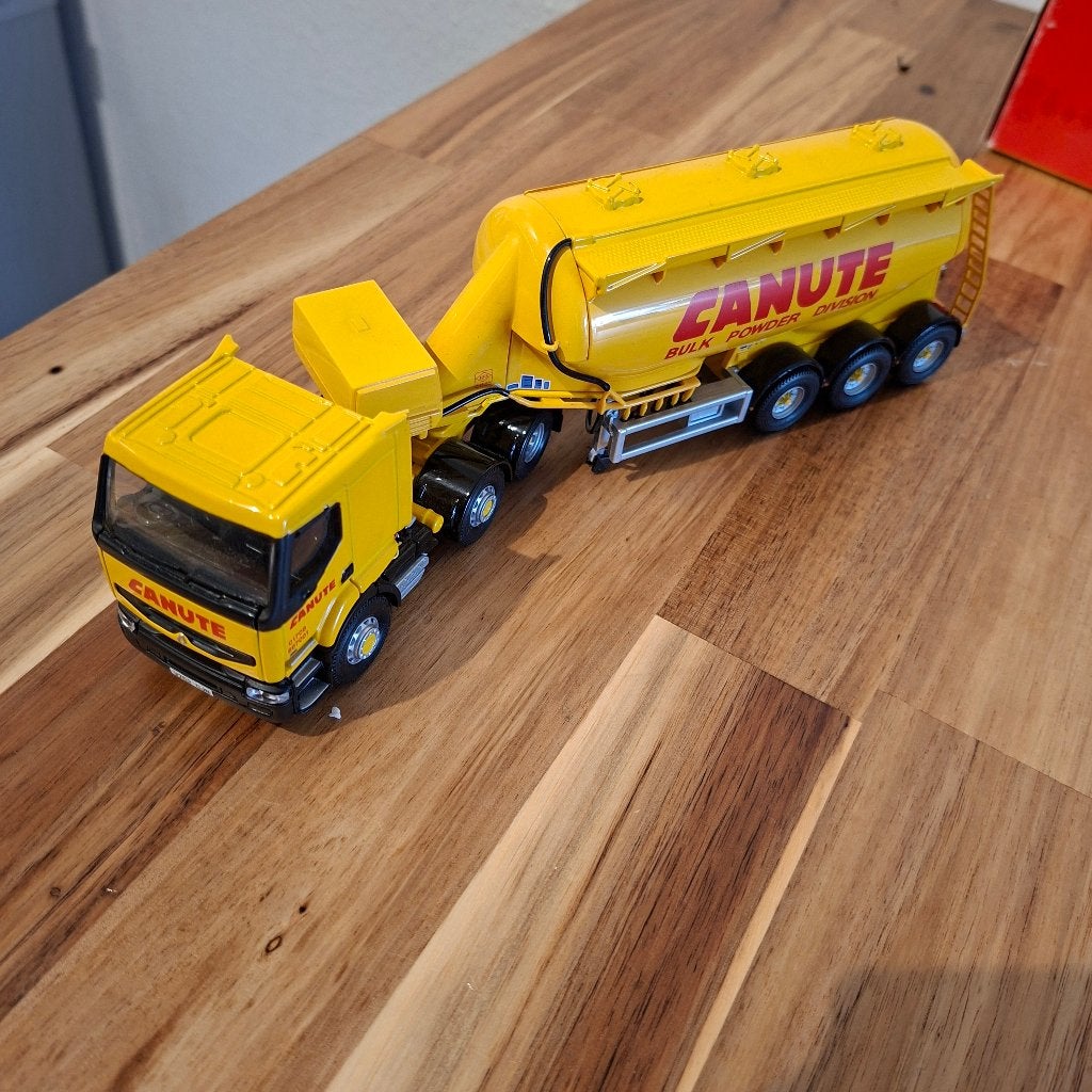 Corgi Renault Premium Powder Tanker Canute 1:50 nieuw ., Verzenden, Nieuw, Bus of Vrachtwagen, Corgi