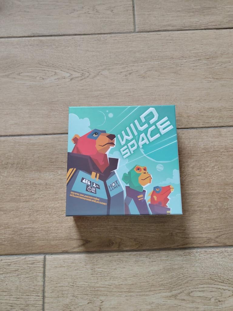 Wild Space Bordspel - Zo goed als nieuw, Vijf spelers of meer, Ophalen of Verzenden, Zo goed als nieuw, Hot Games