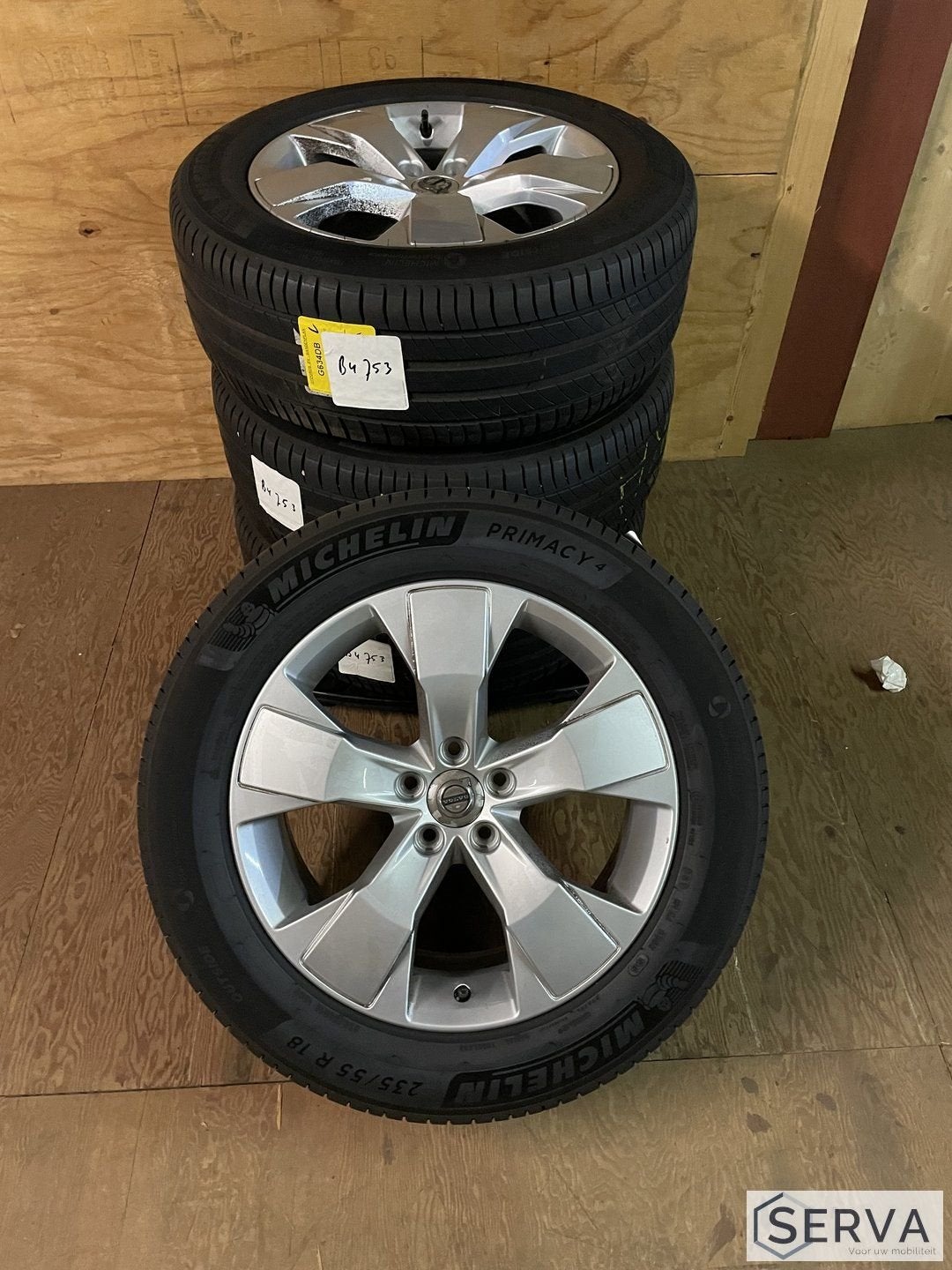 Volvo XC40 5-Spoke Silver (921) wielen met Michelin Primacy, Ophalen, 18 inch, Gebruikt, -