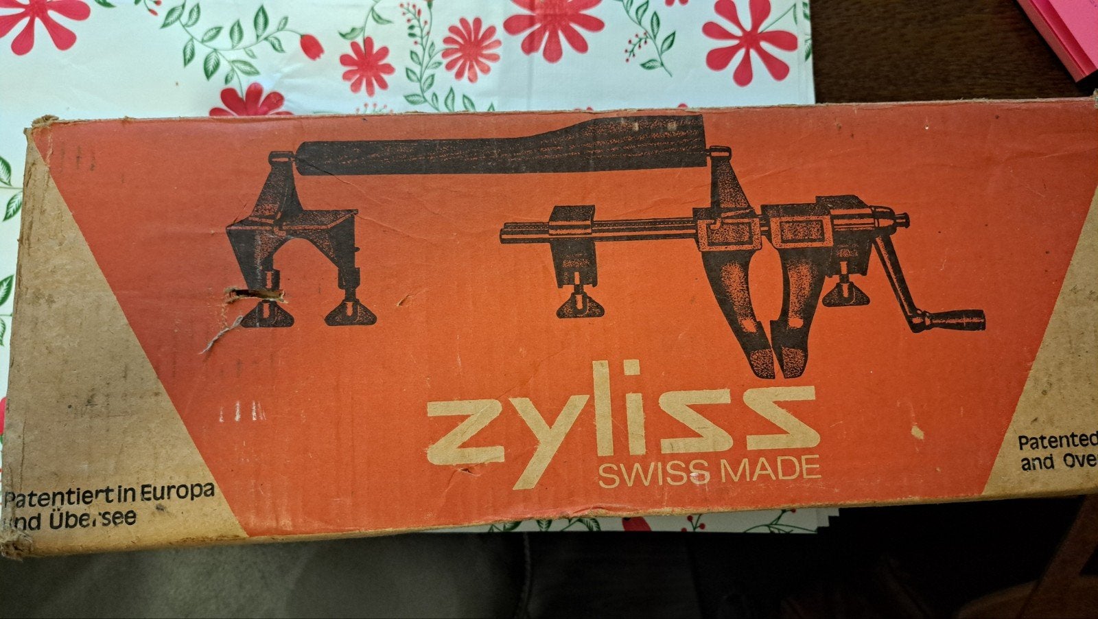 Zylizz bankschroef, Minder dan 5 m², Wandtegels, Keramiek, Minder dan 20 cm