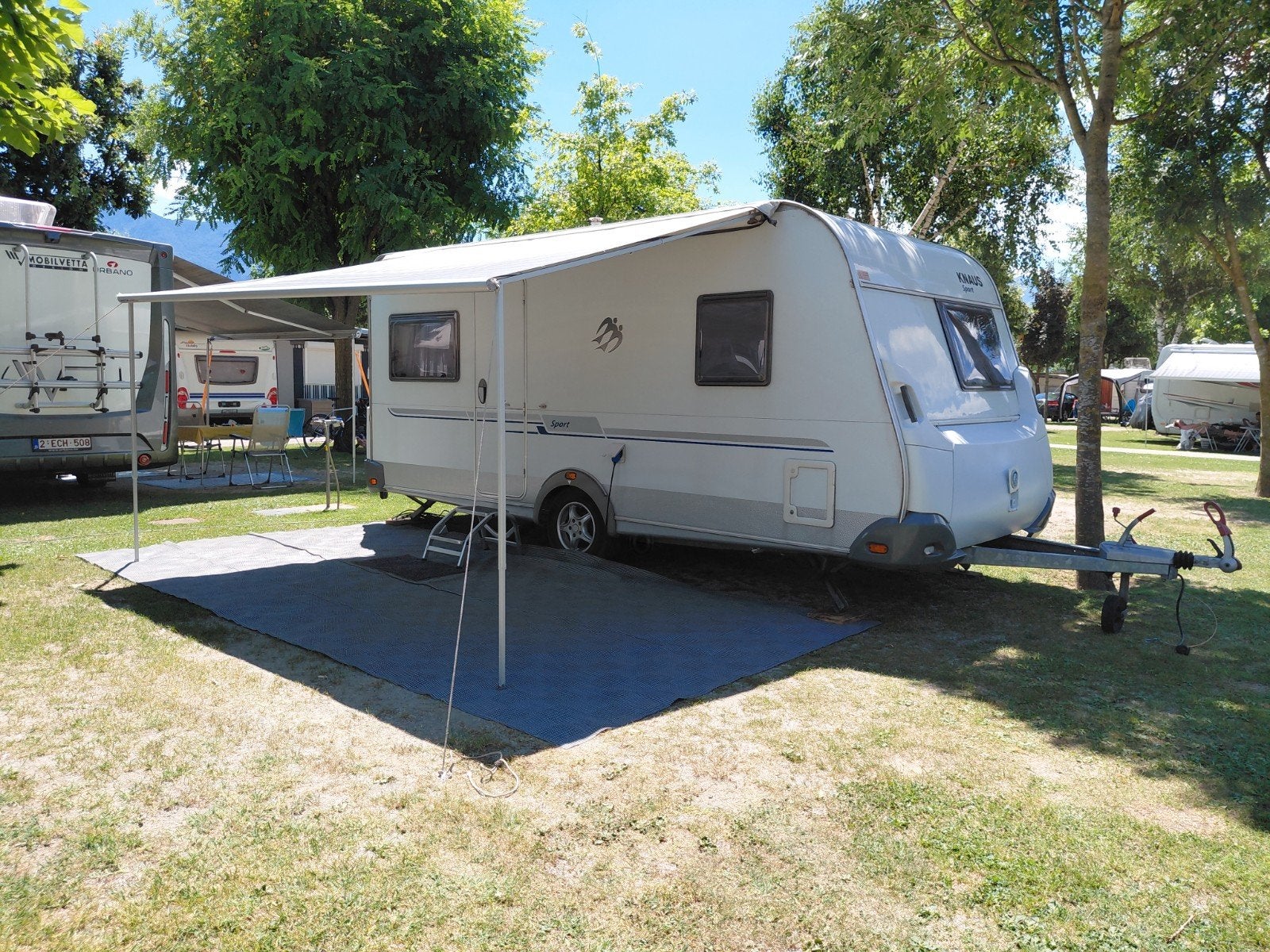 KNAUS SPORT 450 FU RONDZIT & FRANSBED 2011, Caravans en Kamperen, Rondzit, Frans bed, Particulier, 4 tot 5 meter