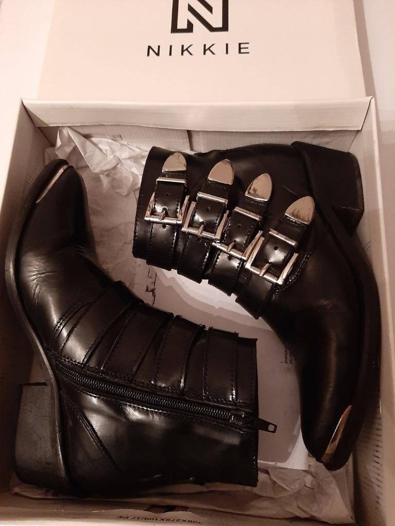 Nikkie schoenen boots echt leer zwart maat 36, Zwart, Lage of Enkellaarzen, Ophalen of Verzenden, Zo goed als nieuw