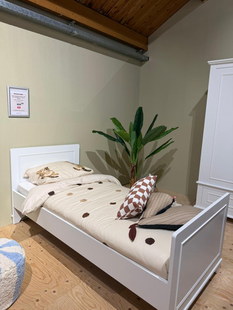 Bopita Charlotte Bed 90 x 200 + 2 deurskast en bureau, Ophalen, Zo goed als nieuw, Jongetje of Meisje
