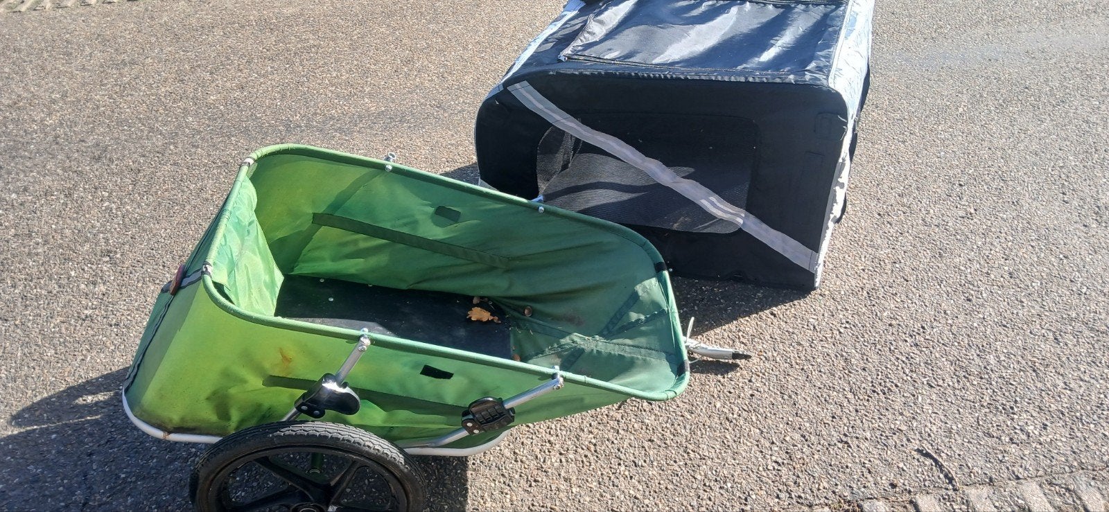 Fietskar met hondenbench - Ideaal voor uw hond!, Ophalen, Gebruikt, Hondenkar, 20 tot 40 kg