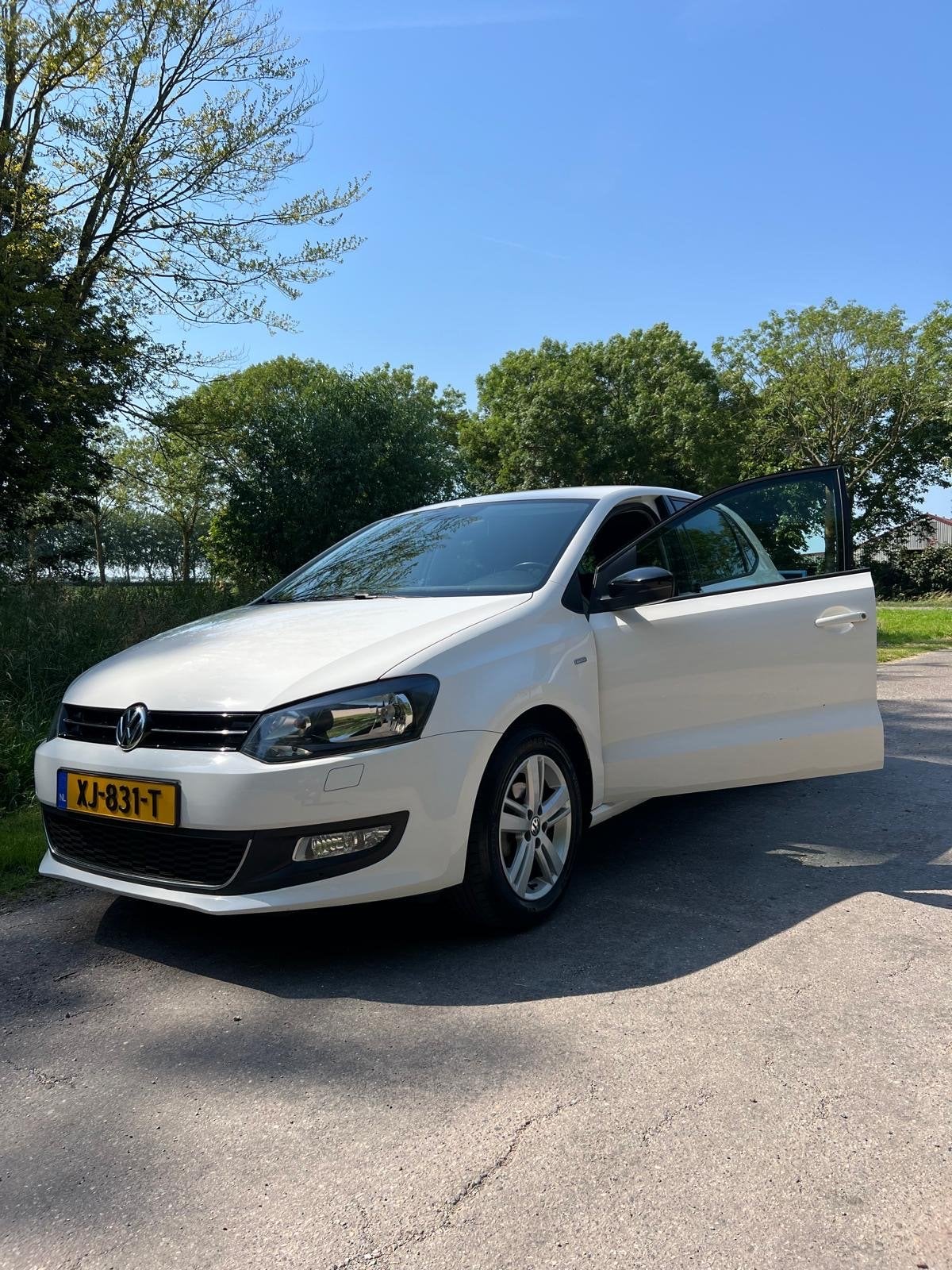 Volkswagen Polo 1.2 MATCH AIRCO STOELVERWARMING PARKSENSOR, Auto's, Voorwielaandrijving, 967 kg, 40 €/maand, Zwart